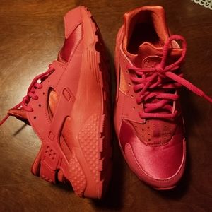 WMNS AIR HUARACHE RUN